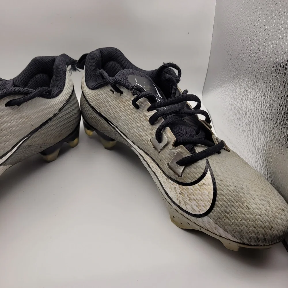 Nike Vapor Edge Pro 360 Grey Black Football Cleats DA5455-002 Mens 9.5